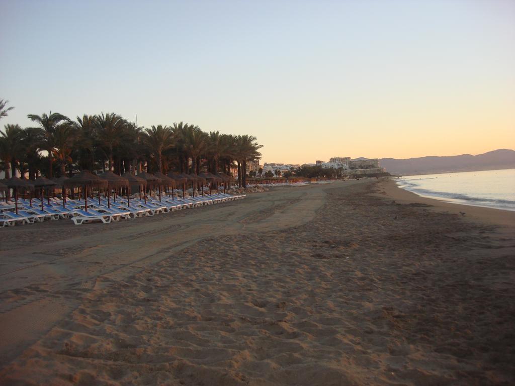 Apartamentos Sol Y Playa Torremolinos Ngoại thất bức ảnh
